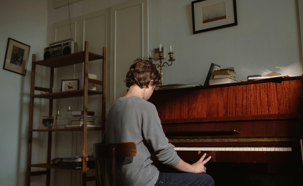 Chinese Teen Dies After Battling Rare Illness, Days After Receiving Admission to His Dream University