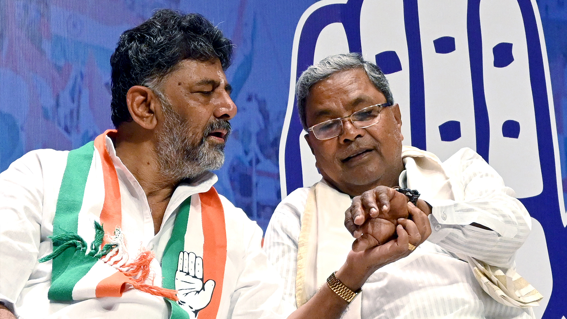 Why Karnataka Congress Is Divided: Siddaramaiah vs DK Shivakumar Explained