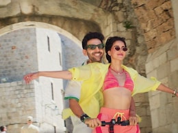 Ananya Panday's Beach Outfits In <i>Tu Meri Main Tera Main Tera Tu Meri</i> To Inspire Your Holiday Looks