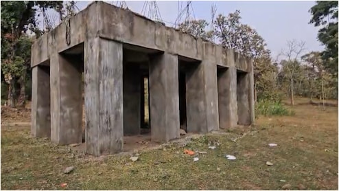 चंदे से बने मंदिर को कागजों में सामुदायिक भवन दिखाया, 24 में से 16 लाख उड़ाए, खुलासे के बाद कलेक्टर का एक्शन