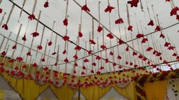"We Can Decide Our Lives": 2 Women Defy Norms To Marry In West Bengal