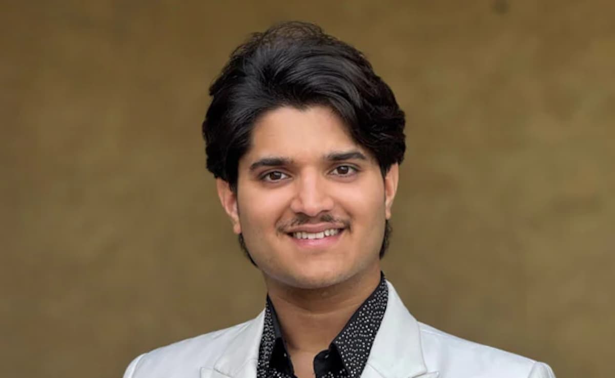 Bigg Boss 19: Mridul Tiwari's Shocking Mid-Week Eviction Sparks Outrage From Fans