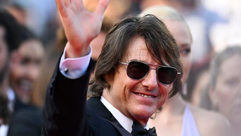 Emotional Tom Cruise Receives Honorary Oscar At Governors Awards: "Making Films Is Who I Am"