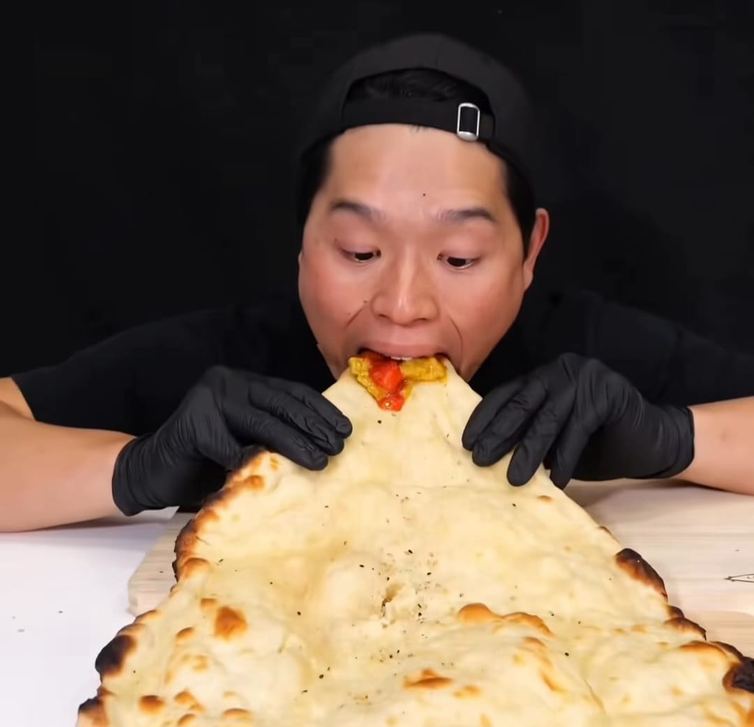 'Berry Chicken': Internet Reacts To Chef's Strawberry Butter Chicken Recipe