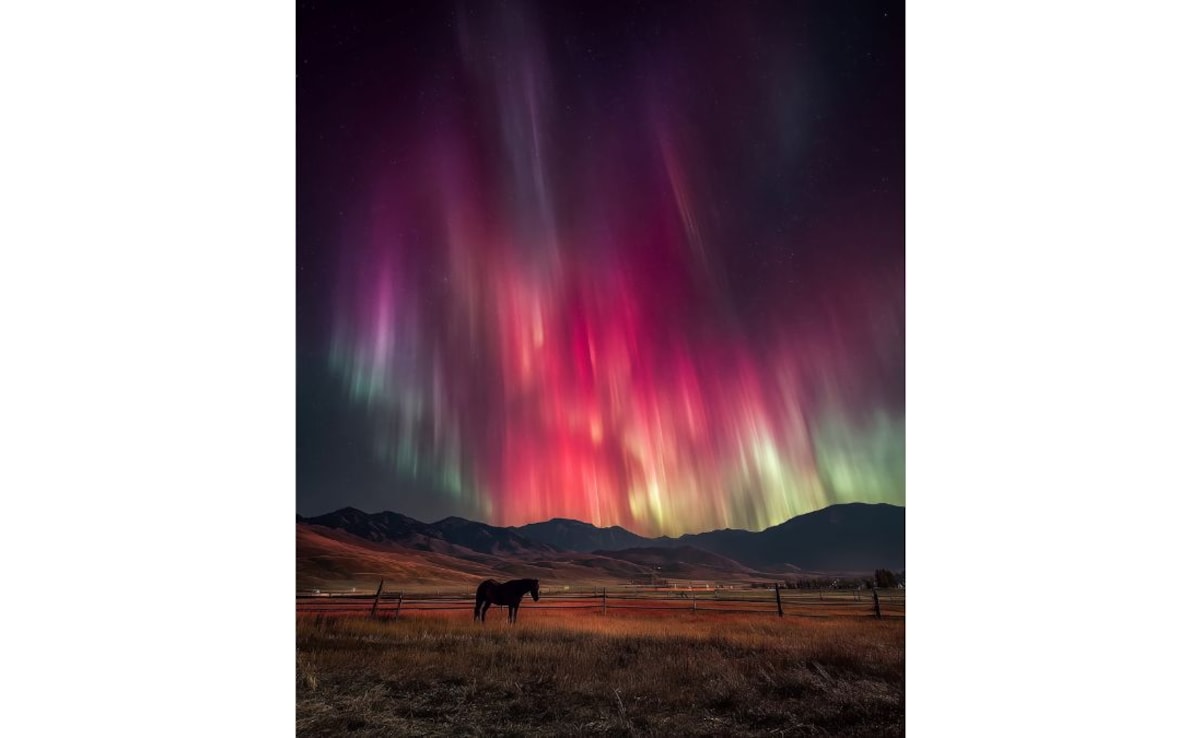 Extreme Auroras seen tonight over Montana.