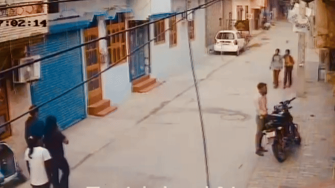 इंतजार किया और लड़की के पास आते ही मार दी गोली... फरीदाबाद में सिरफिरे लड़के का वीडियो डराने वाला