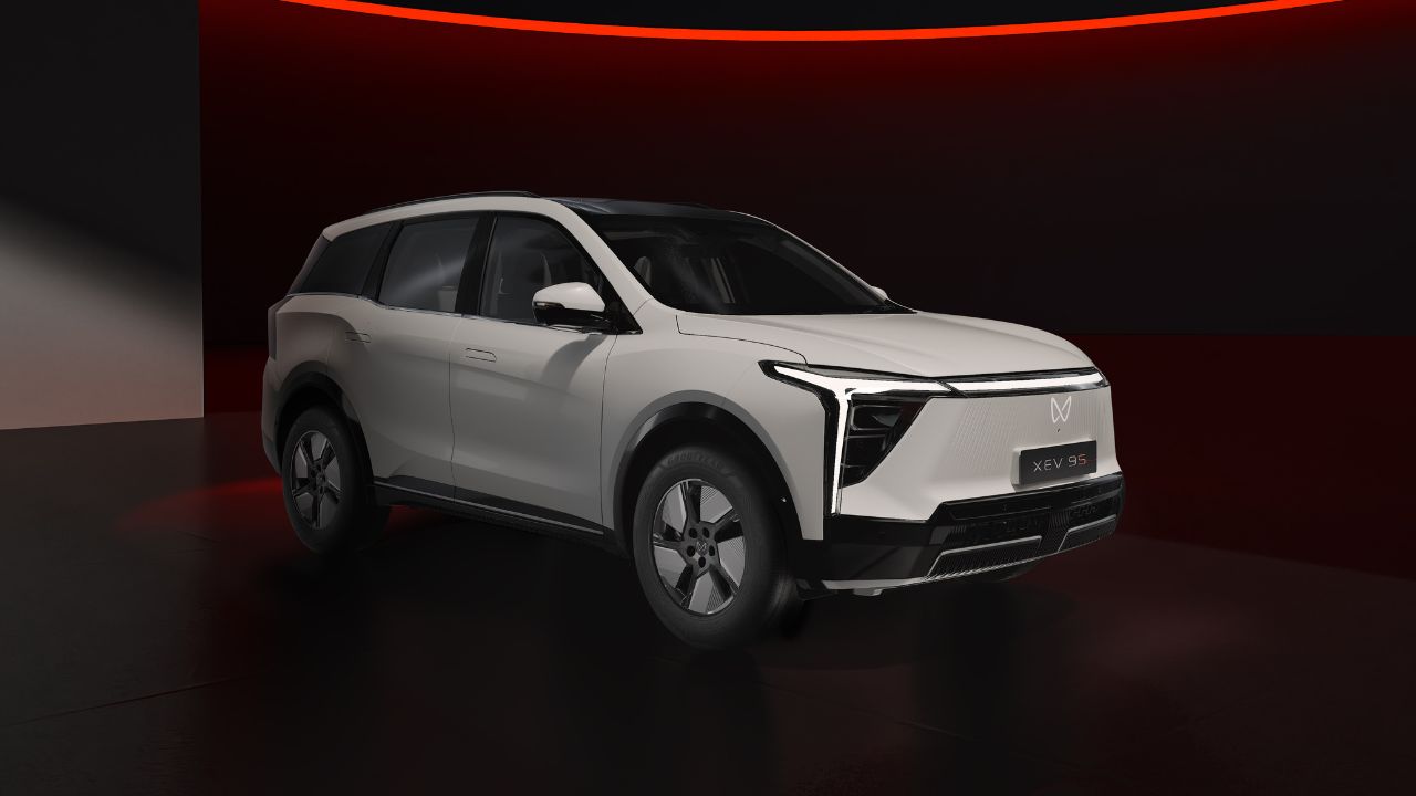 Mahindra  : ఎలక్ట్రిక్ వాహన మార్కెట్&zwnj;లో మహీంద్రా రికార్డుల వేట.. నంబర్ 1 స్థానంలో నిలిచిన XEV 9S