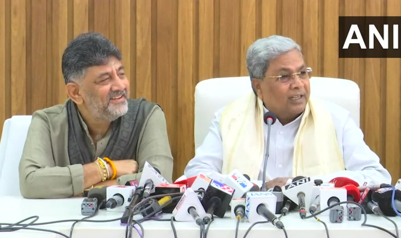 बच्चों के लिए सोशल मीडिया बैन, कर्नाटक में 16 और आंध्र में 13 साल से कम उम्र के बच्चों पर पाबंदी का ऐलान