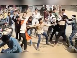 Golgappa Tussle Turns Violent: Water Spill Sparks Street Fight In Madhya Pradesh