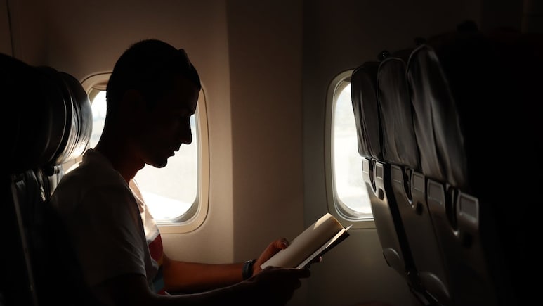 Why Long Flights, Hospital Stays, And Desk Jobs Raise Dangrous Blood Clot Risk