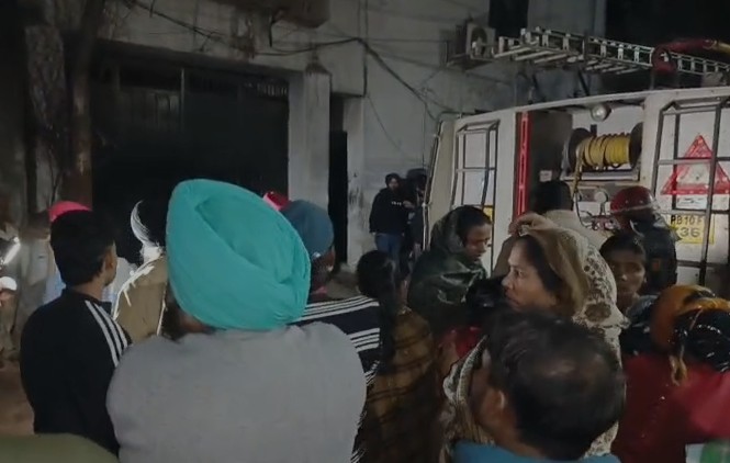 लुधियाना की फैक्ट्री में फटा बॉयलर,  एक की मौत, मौके पर पहुंची दमकल की टीम 