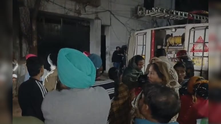 लुधियाना की फैक्ट्री में फटा बॉयलर,  एक की मौत, मौके पर पहुंची दमकल की टीम 