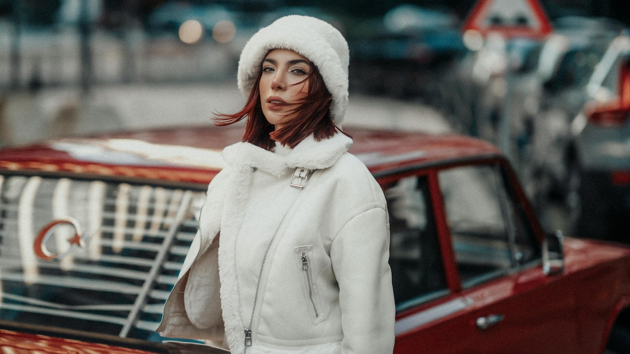 How To Layer Winter Coats Without Looking Puffy: Check Out The Smart Way