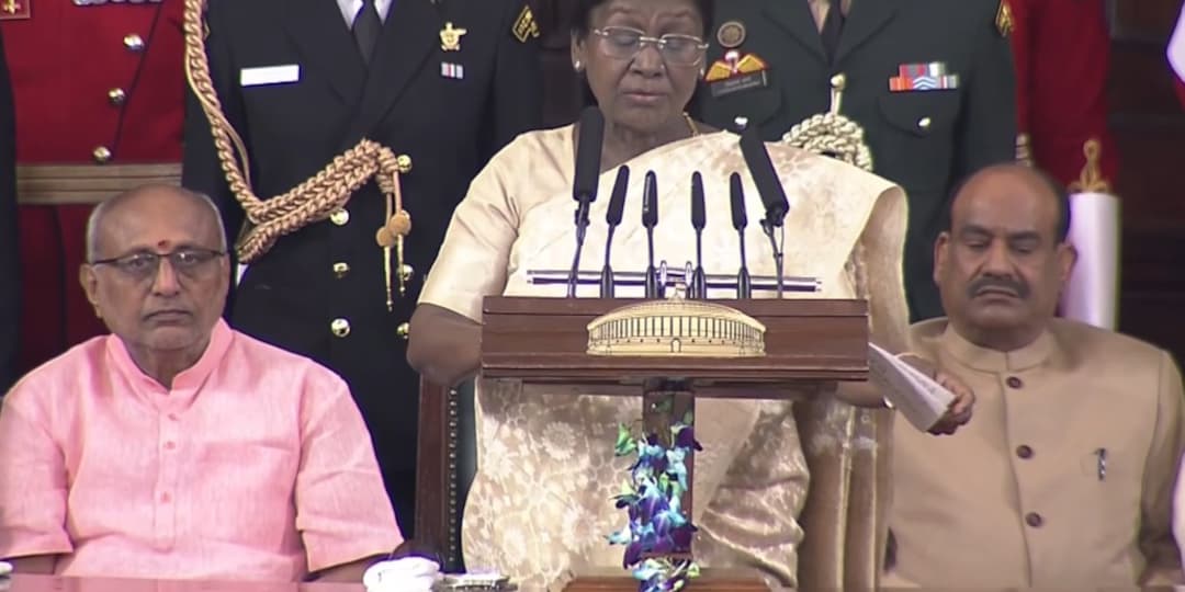 LIVE: भारतीय संसद विश्व के अनेकों लोकतंत्र के लिए उदाहरण... संसद में बोलीं राष्ट्रपति मुर्मू