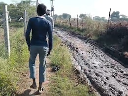 कीचड़ में फंसा अंतिम सफर: श्मशान मार्ग बना ग्रामीणों की बेबसी का कारण, आंदोलन की चेतावनी