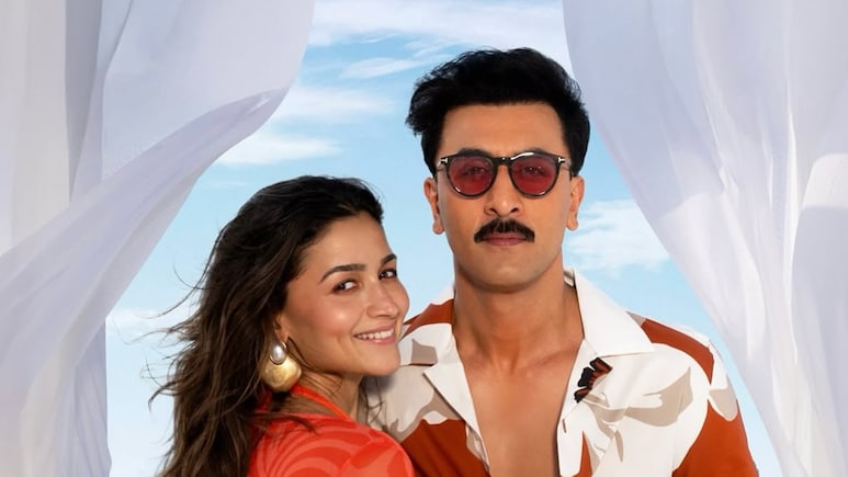 Fans Gush Over Alia Bhatt And Ranbir Kapoor's Chemistry In New Ad: "Feels Like Watching A Bollywood Rom-Com"