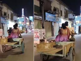 लग्जरी कार नहीं, प्यार की सवारी...पति-पत्नी ने सादगी से जीता इंटरनेट का दिल, ठेले पर ही बैठकर घूमने निकल पड़ा कपल लग्जरी कार नहीं, प्यार की सवारी...पति-पत्नी ने सादगी से जीता इंटरनेट का दिल, ठेले पर ही बैठकर घूमने निकल पड़ा कपल