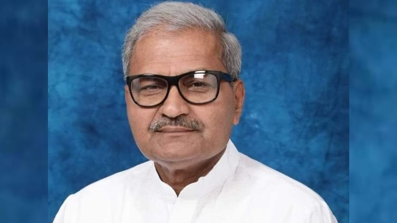 कौन हैं BJP MP जनार्दन मिश्रा, जिन्होंने कहा ‘अब लड़कियां भी शराब पीने लगी हैं’, कांग्रेस ने शेयर किया VIDEO कौन हैं BJP MP जनार्दन मिश्रा, जिन्होंने कहा ‘अब लड़कियां भी शराब पीने लगी हैं’, कांग्रेस ने शेयर किया VIDEO