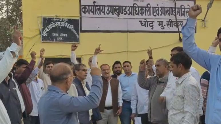 राजस्थान में SIR अभियान के कर्मचारी हो रहे प्रताड़ित...अधिकारी देते हैं गालियां, सरकार से कार्रवाई की मांग