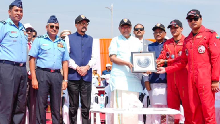 छत्तीसगढ़ रजत जयंती: उपराष्ट्रपति सीपी राधाकृष्णन बोले-"गर्व है, अब नक्सलवाद खत्म कर रहे हैं"