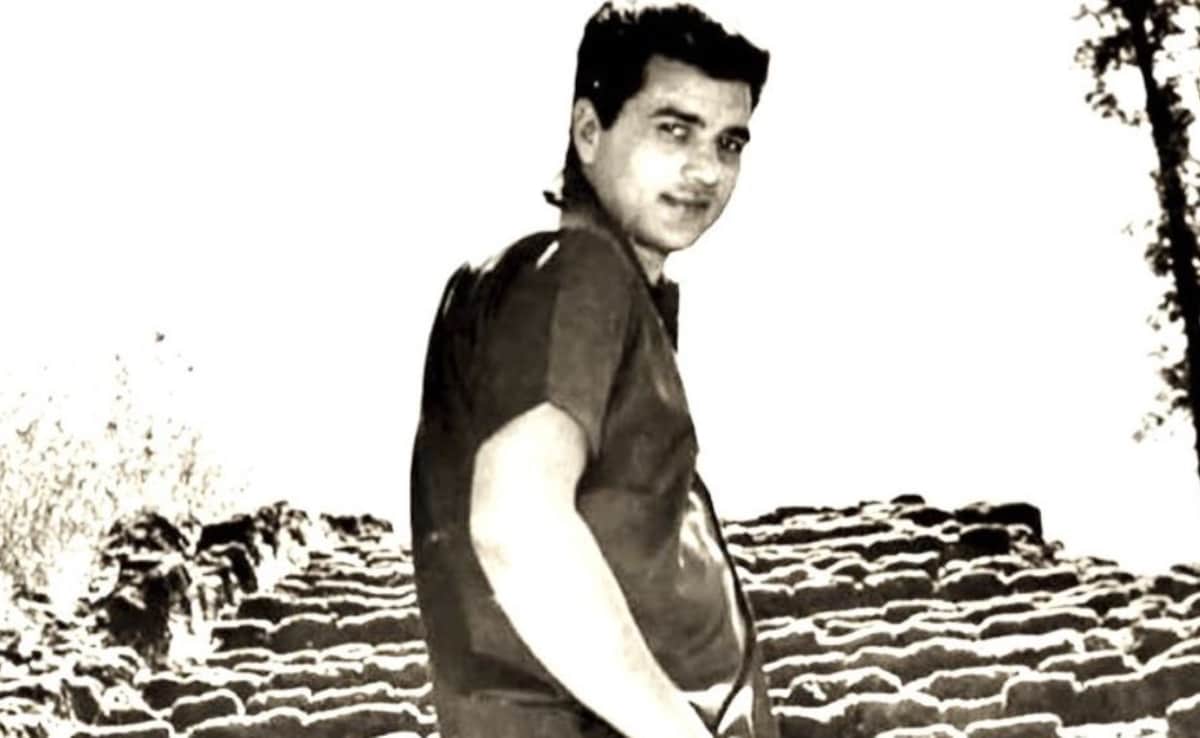 Despedida a Dharmendra: Karan Johar y Kareena Kapoor rinden homenaje al ícono del cine