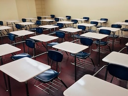 School Assembly News Headlines (November 19): Top National, World, Business, Sports News