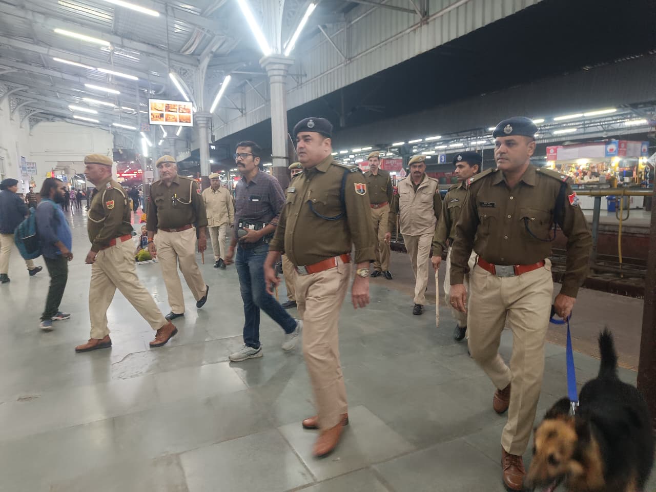 अजमेर स्टेशन पर दादर एक्सप्रेस को बम से उड़ाने की साजिश, मचा हड़ंकप, 3 युवक हिरासत में