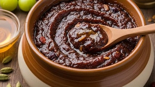 सर्दी-खांसी से लेकर कमजोर इम्यूनिटी तक, च्यवनप्राश है हर समस्या की ढाल, जानें 6 बड़े फायदे और खाने का सही तरीका