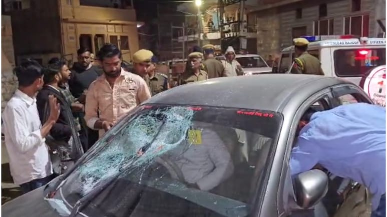 Rajasthan: 'रजिया बनी राधिका' की रंजिश! बाड़मेर में मां-बेटे पर जानलेवा हमला, कार तोड़ी; 3 संदिग्ध हिरासत में, RAC तैनात