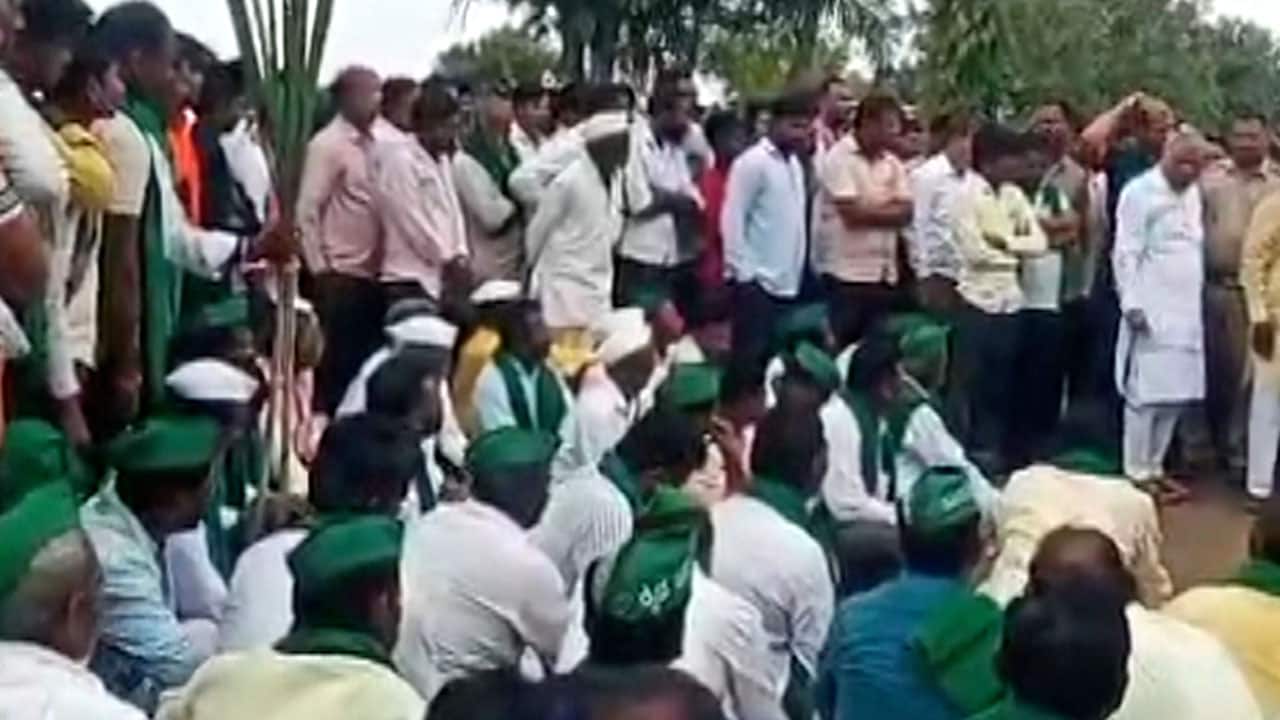 Congress MLA Displays 'Anger' As Sugarcane Farmers' Belagavi Protest Enters Day 7