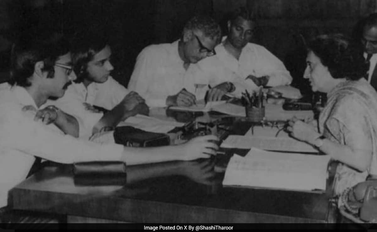In Shashi Tharoor's Post For Indira Gandhi, A "For Good And Ill" Reminder
