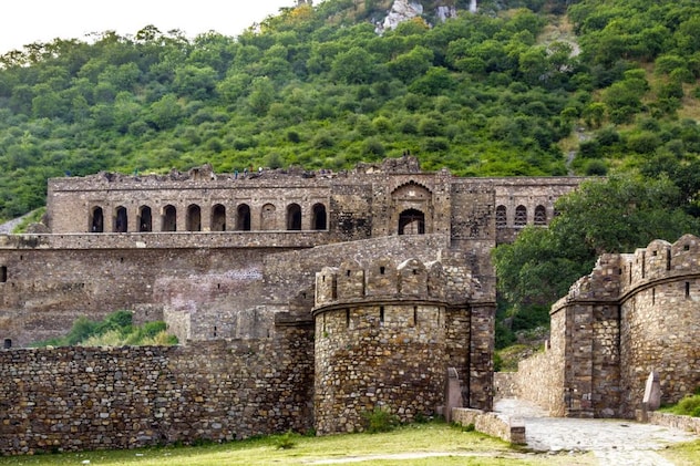 Bhangarh fort Bhangarh fort
