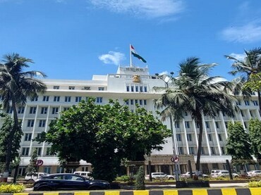 Mumbai News : राज्य सरकारच्या निर्णय प्रक्रिया अन् कामकाजात गतिमानता येणार;&nbsp;मंत्रिमंडळातील एका निर्णयामुळे मोठा बदल होणार!