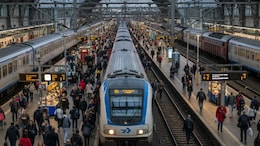 Train Cancelled: हावड़ा मुंबई रोड पर चलने वाली कुछ ट्रेनें रहेंगी रद्द, यह बड़ी वजह आई सामने