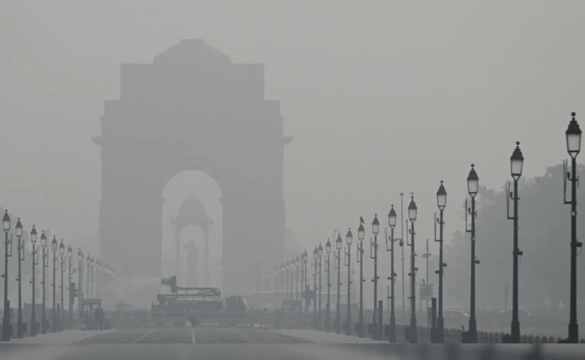 Delhi NCR Pollution: क्रिकेट पर प्रदूषण की मार, मुंबई ट्रांसफर हुआ दिल्ली का मैच