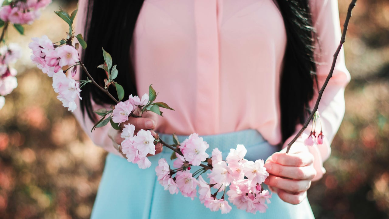 Explore easy fashion tips to make pastel clothes work beautifully Explore easy fashion tips to make pastel clothes work beautifully