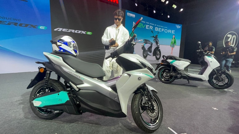 Yamaha Aerox E Unveiled In India, Offers 106 Km Range