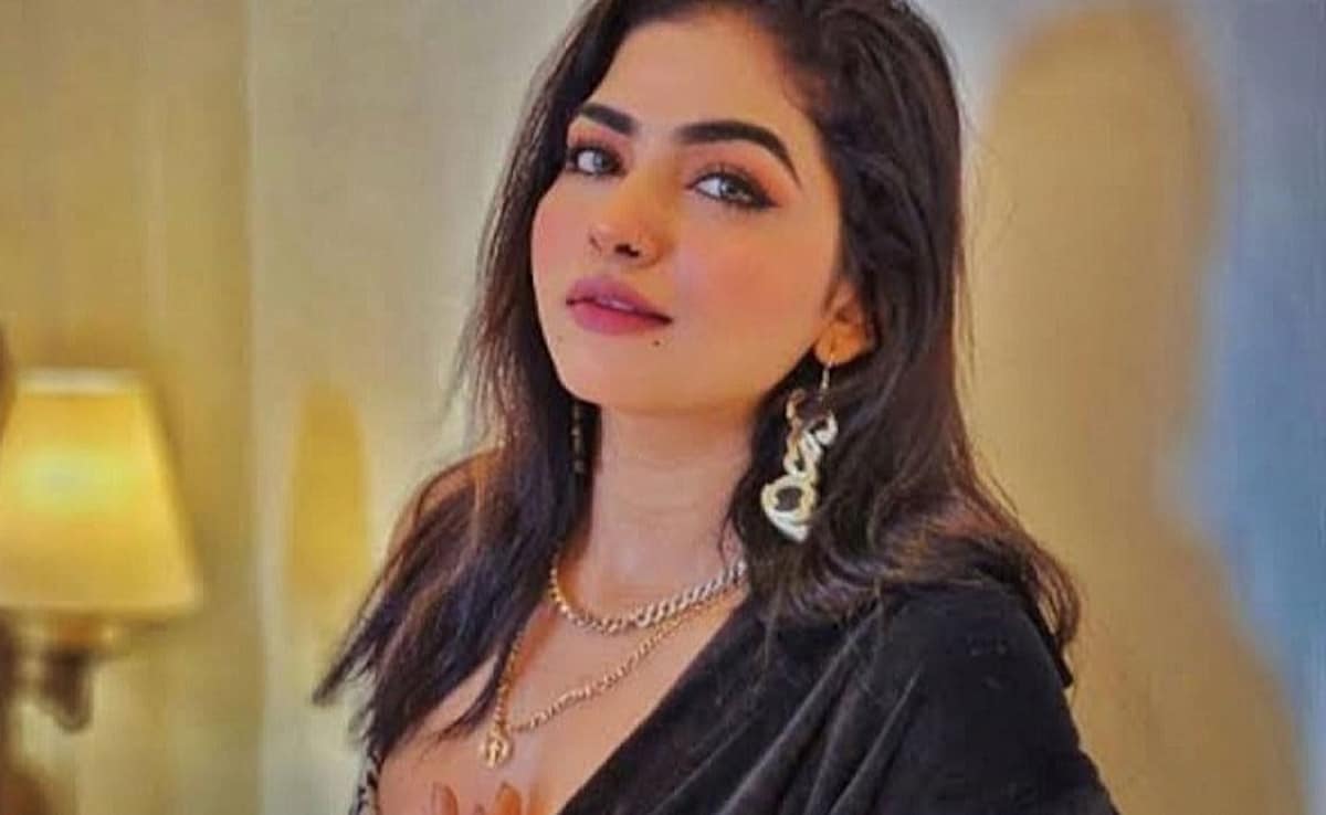 बॉयफ्रेंड संग जुहू बीच पर छठ पूजा देखने गईं थीं एक्ट्रेस सबा खान, बोलीं- 22 साल में ऐसा नज़ारा नहीं देखा