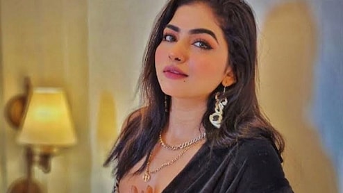 बॉयफ्रेंड संग जुहू बीच पर छठ पूजा देखने गईं थीं एक्ट्रेस सबा खान, बोलीं- 22 साल में ऐसा नज़ारा नहीं देखा