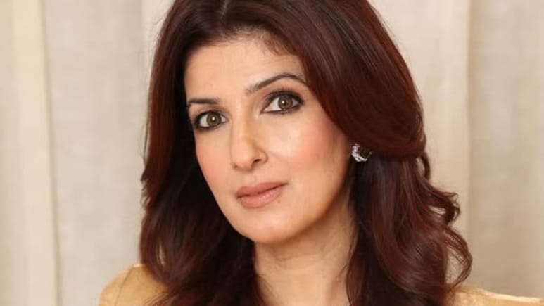 51 की उम्र में मेनोपॉज से जूझ रहीं ट्विंकल खन्ना, बोलीं- मैं थक गई हूं...पसीने छूटते हैं, हड्डियां कमजोर...