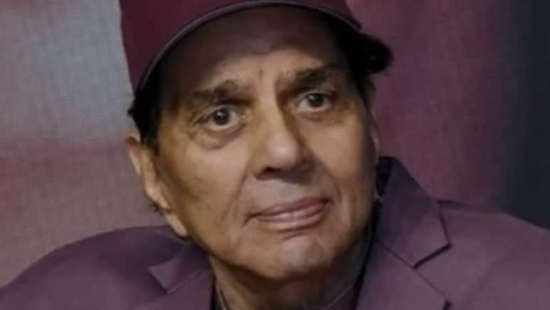 धर्मेंद्र के घर के आगे से पुलिस ने मीडिया को हटाया, सनी देओल ने आज सुबह ही मीडिया से जाने को कहा था