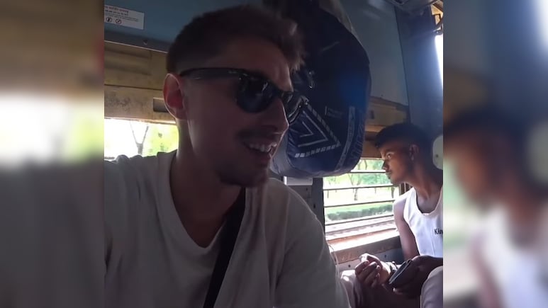 किसी ने मेरे हाथ पर थूका... UK व्लॉगर ने शेयर किया भारतीय ट्रेन का ‘भयानक अनुभव', सुनकर आ जाएगा गुस्सा