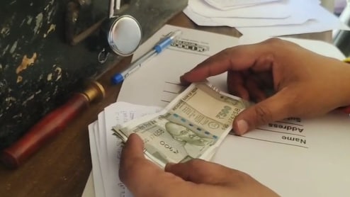 ACB Action: कांस्टेबल ने मांगी 50000 रुपये की रिश्वत... 20000 में हुई डील, थाना परिसर में हुआ रंगे हाथ ट्रैप