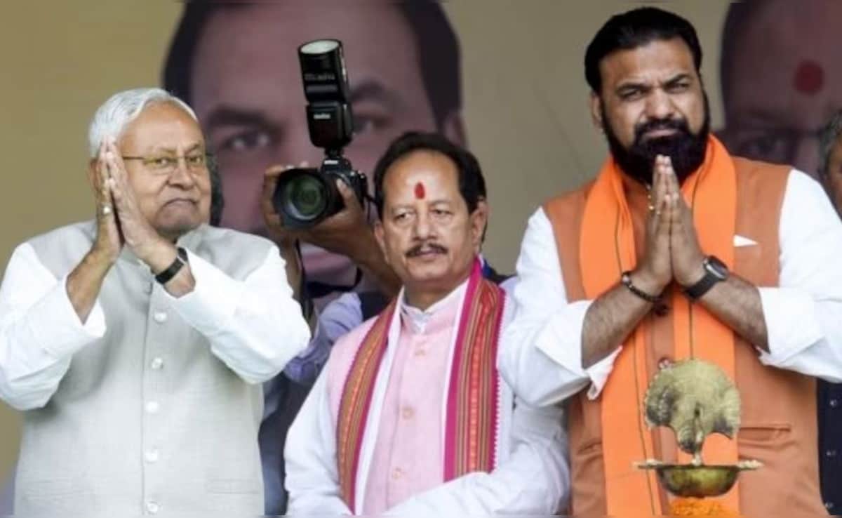 Bihar Live Updates: नीतीश चुने गए NDA विधायक दल के नेता, सम्राट चौधरी और विजय सिन्हा को BJP ने दी बड़ी जिम्मेदारी