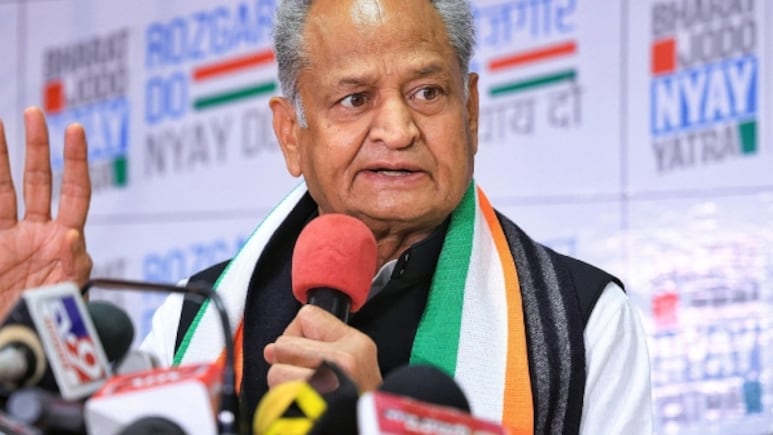 'मैंने आलाकमान को पहले ही कह दिया था कि मैं दख़ल नहीं दूंगा' जिलाध्यक्षों की नियुक्ति पर बोले अशोक गहलोत 