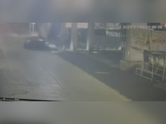 Video: 2 Cousins Die As Car Spins Out Of Control, Hits Pune Metro Pillar