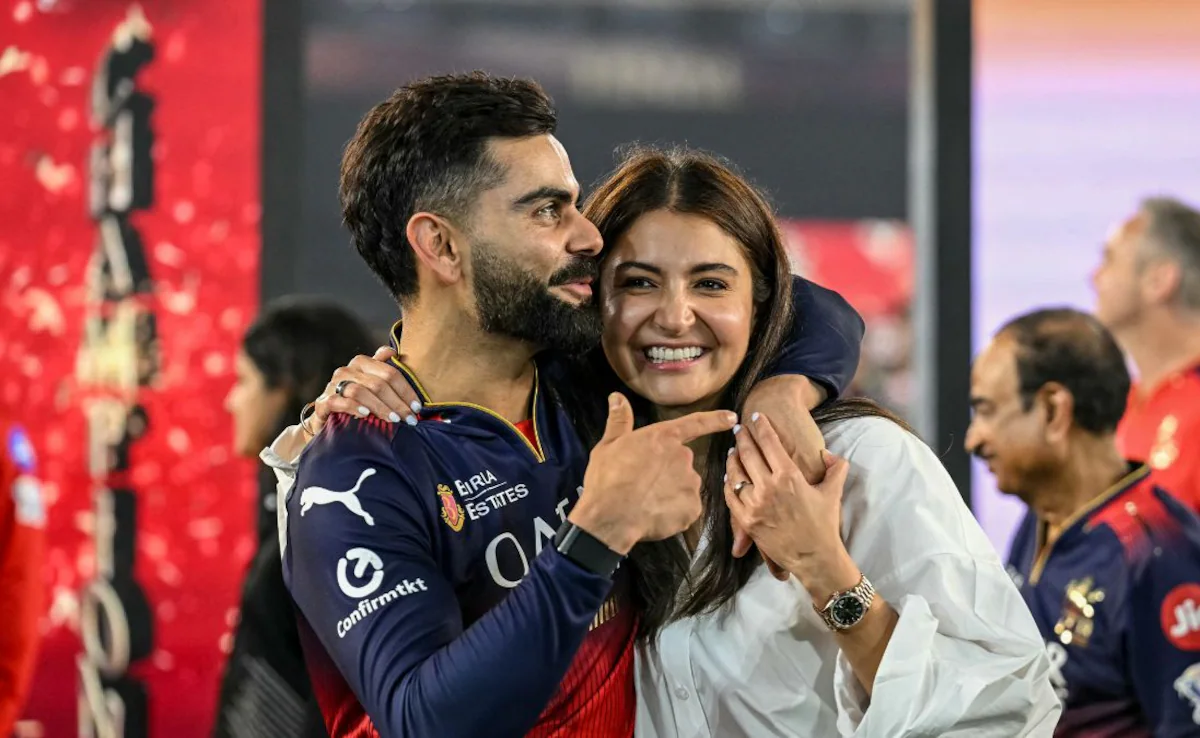 Anushka Sharma Reacts To A Reel Saying Virat Kohli Had Her Support During "Downfall"