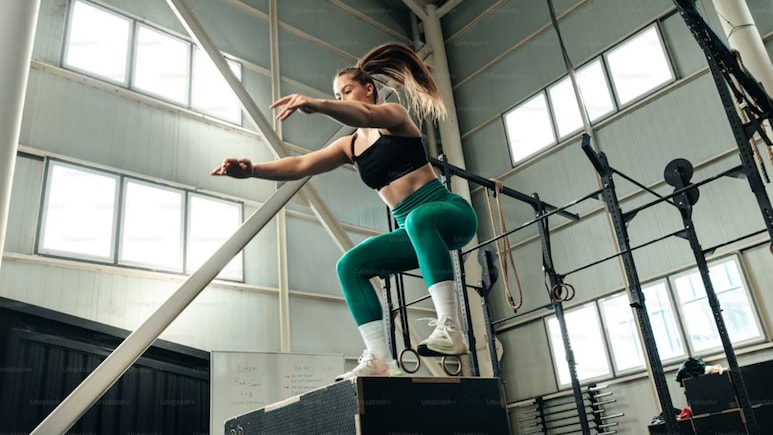 Celebrity Trainer Yasmin Karachiwala Shows How To Ace The Hilarious Squat Challenge