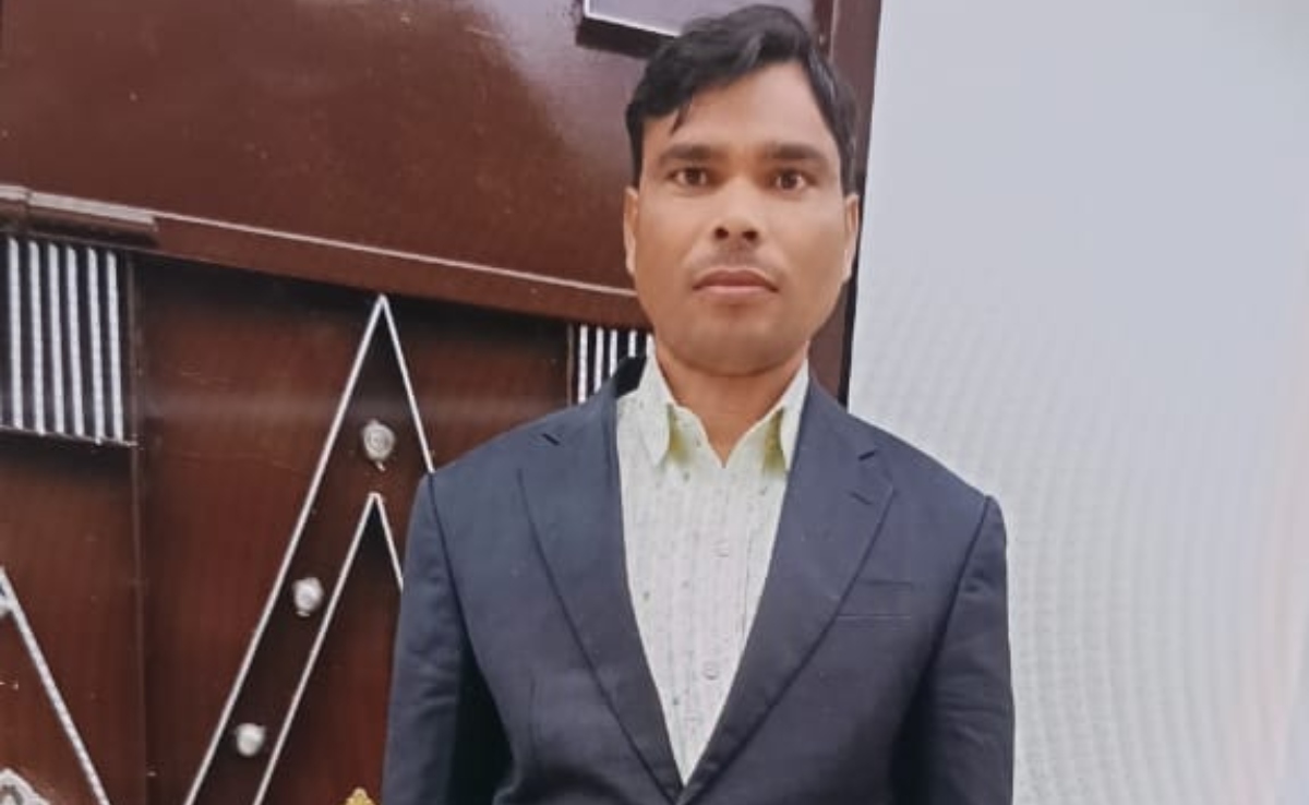 शादी से एक दिन पहले लेखपाल ने फांसी लगाकर की आत्महत्या, परिजनों ने बताया काम का दवाब था