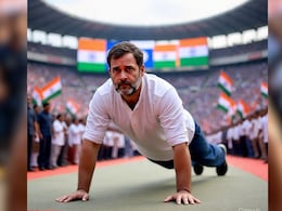 मध्य प्रदेश के दौरे पर राहुल गांधी को मिली सजा, कार्यक्रम में देर से पहुंचे तो लगाने पड़े 10 पुशअप
